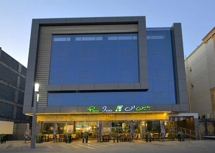 شركة الصنوبرة الفندقية فندق Pine In